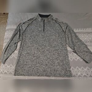 Men's Under Armour Lightweight Heathered Grey Quarter Zip Size 2XL